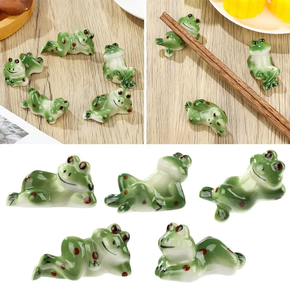 

5PCS Dining Table Decoration Ceramic Lovely Chopstick Rack Chop Sticks Holder Spoon Fork Holder Frog Chopstick Rest