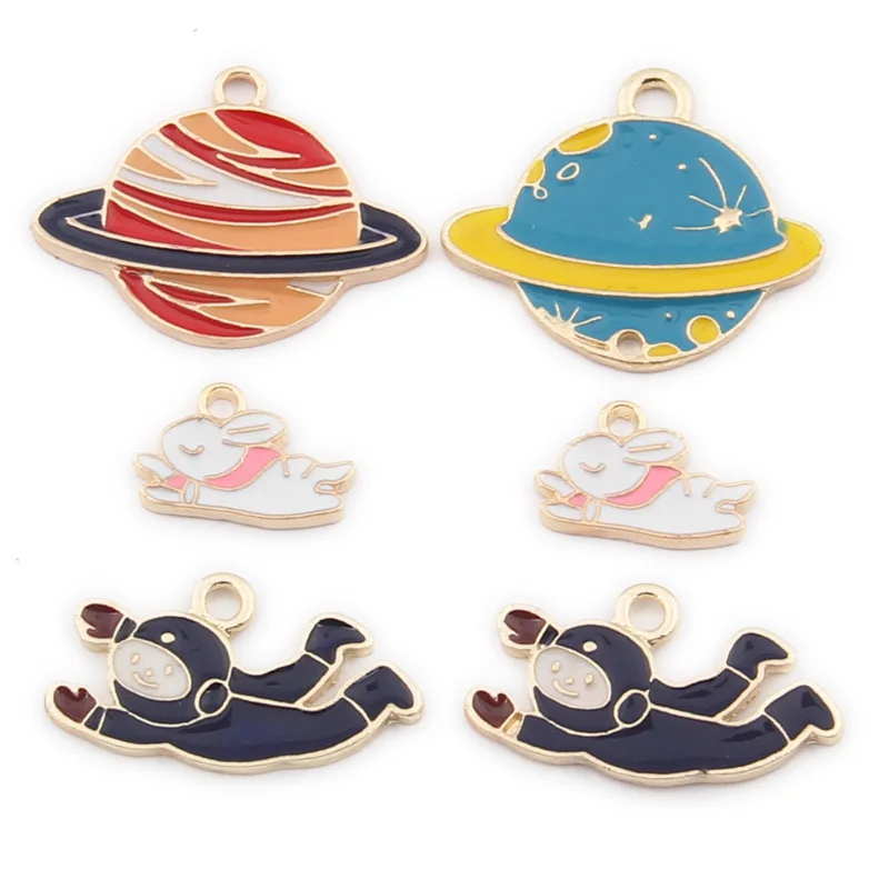 

10pcs/Lot New Enamel Planet Astronaut Universe Alloy Bracelet Earring Keychain Charms Jewelry Finding Accessories