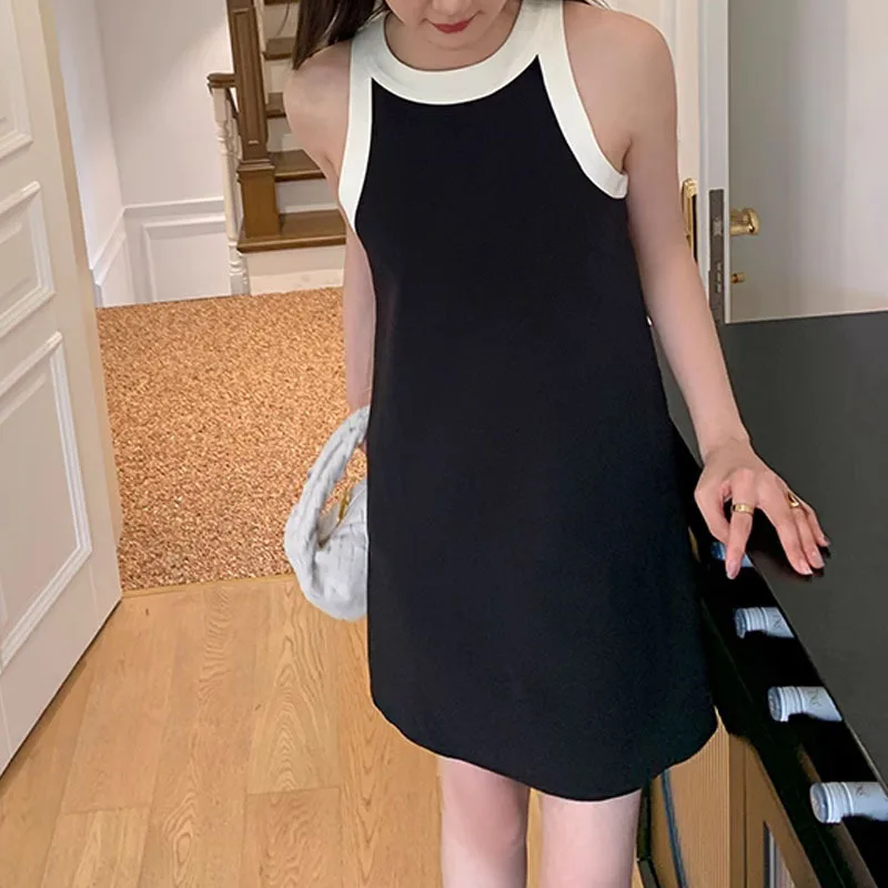 

Free Shipping Summer 2023 New Elegant Age-reducing Elegant Black And White Contrast Sleeveless High Waist A- Line Dress/S-M
