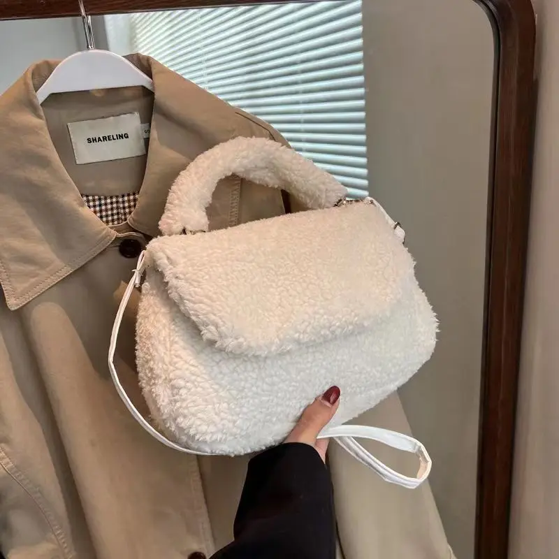 2022 New Fashion soft winter lady crossbody bag women Handbags for Women Plush Female Casual Tote Bag