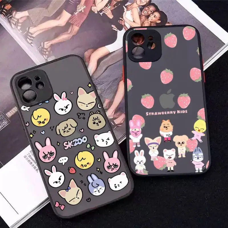 

Hot Kpop Stray kids skzoo Phone Case for iPhone X XR XS 7 8 Plus 11 12 13 pro MAX 13mini Translucent Matte Case