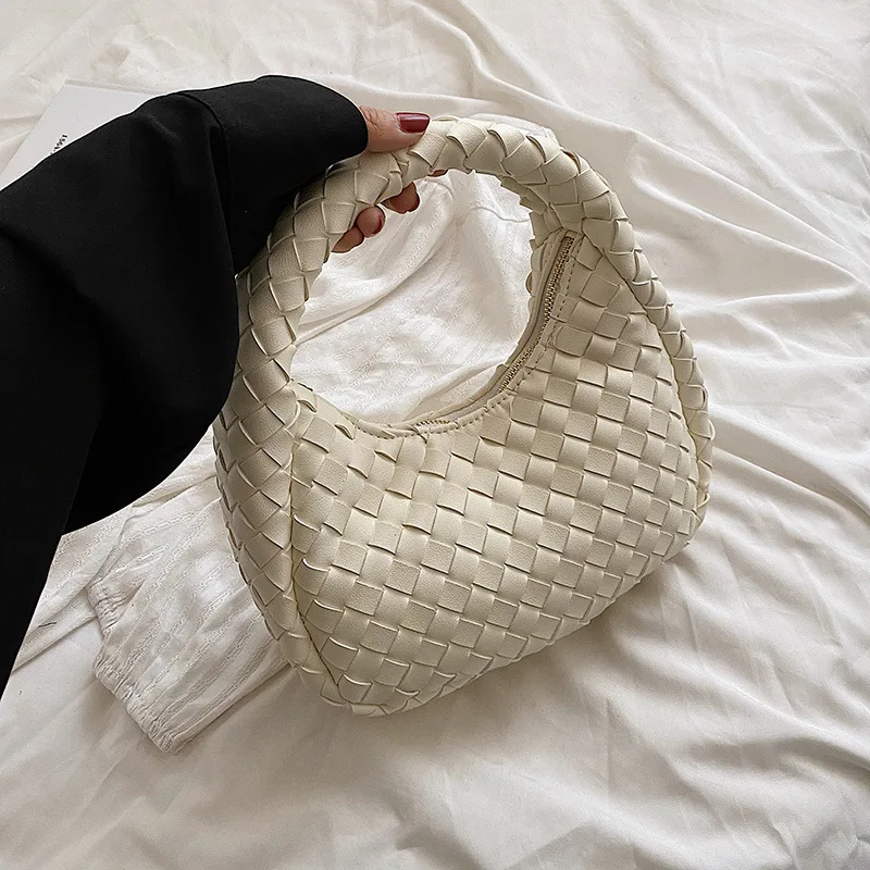 2023 new women handbag small fresh  braid armpit knot bag Korean version of simple commuter female bag