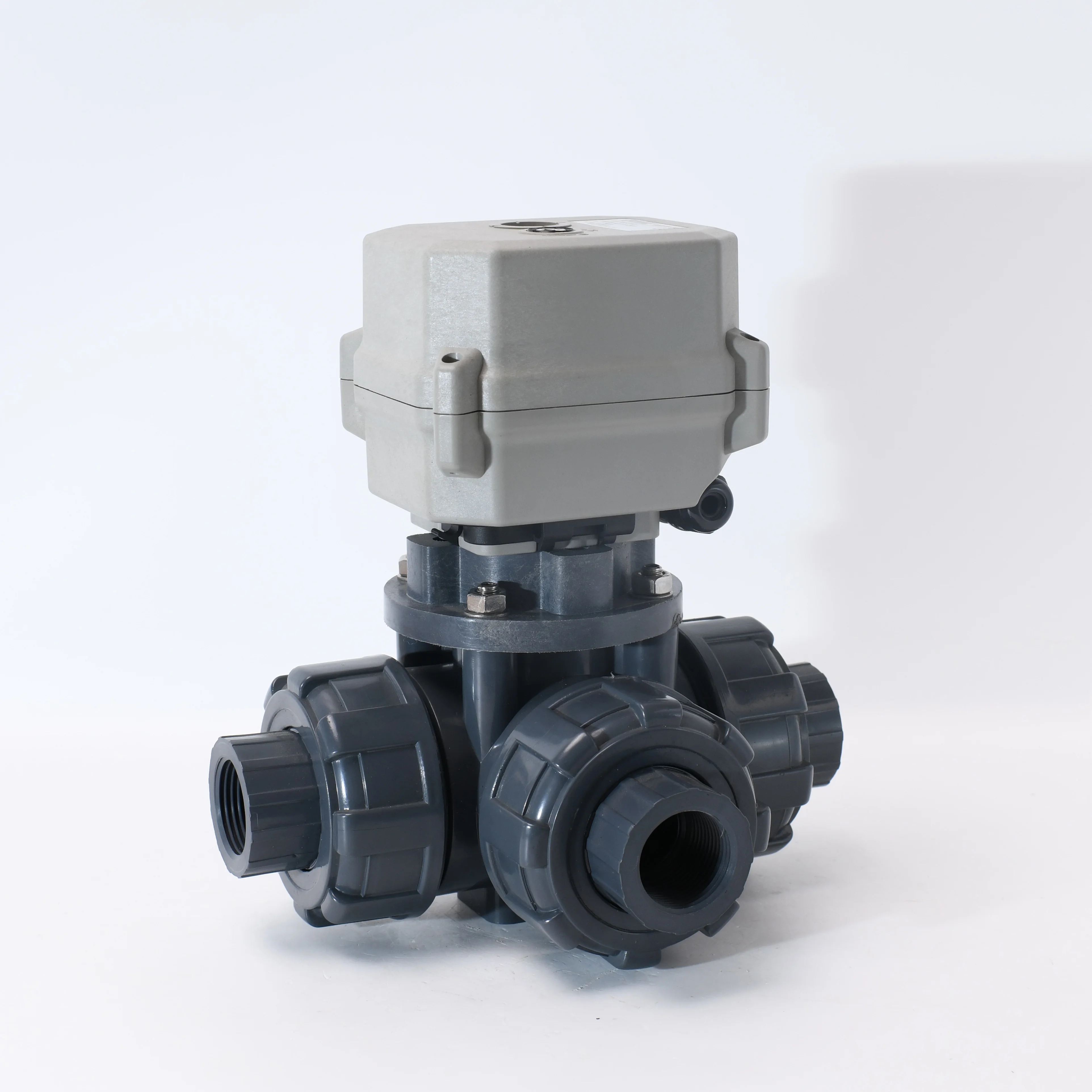 

AC230V DN20 3-way PVC motorized valve with double union