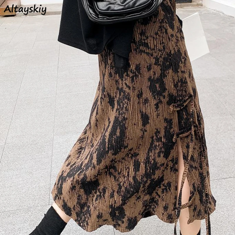 Женская трапециевидная юбка трапециевидной формы с боковым разрезом