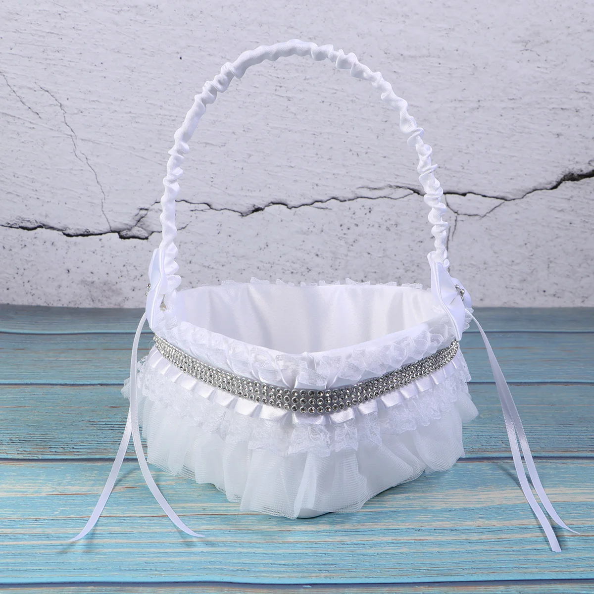 

Flower Girl Baskets Wedding Flower Baskets Heart Shape Bowknot Wedding Basket Bride Basket Candy Gift Bag Storage Bins Wedding
