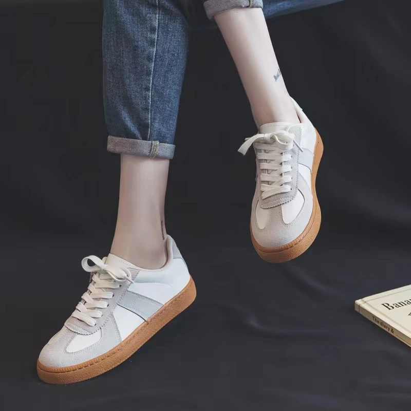 Dexun White Shoes 2023 Spring And Autumn New Lace-Up Leather Plus size 41-44 Leisure Sports Couples Single Shoes Women