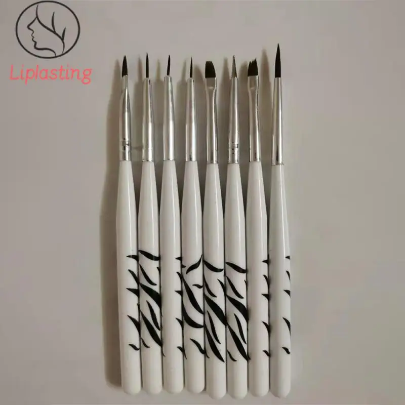 

Удобная в использовании кисть для гель-лака для ногтей