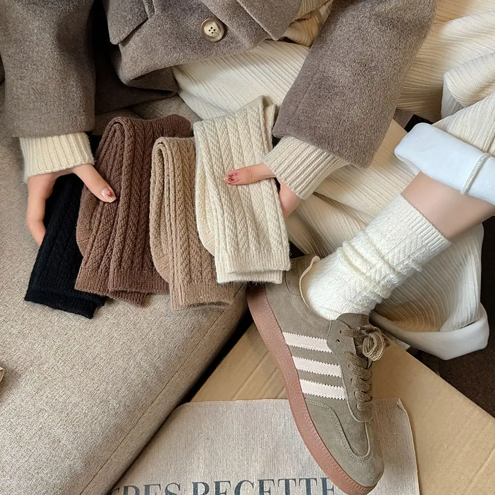Термоноски женские осенние и зимние толстые теплые однотонные длинные носки