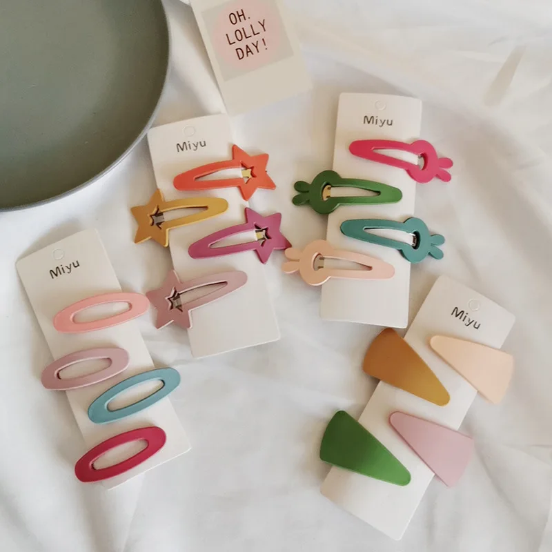 

4pcs Korean Kawaii Hairpins Girls Sweet Candy Color Frosted Triangle Pentagram Barrettes Kids Headwear Hair Accessories