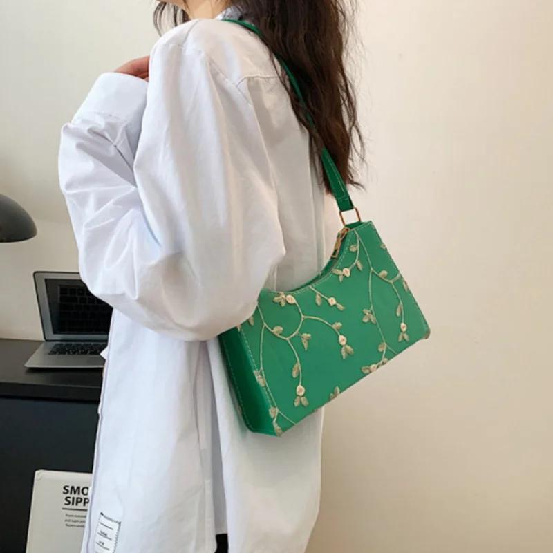 

Lace Floral Stitching Underarm Bags for Women Soft PU Leather Shoulder Bag Summer Beach Travel Handbag Girls Small Tote Bag