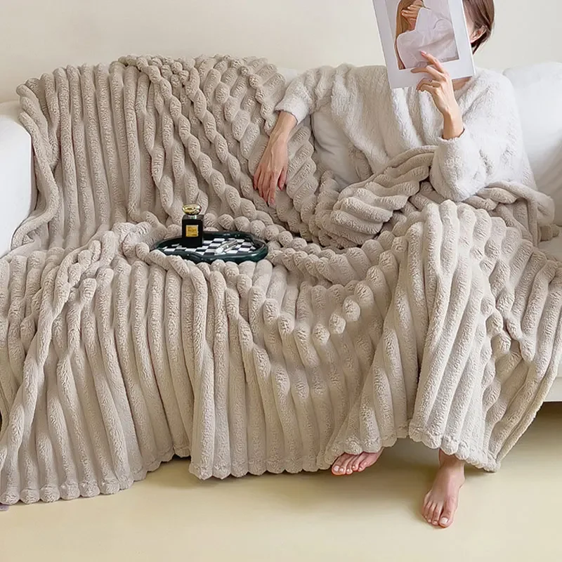 

Новое Осеннее искусственное плюшевое одеяло с кроликом для кровати, мягкое флисовое покрывало для дивана из кораллового флиса, удобное утолщенное покрывало для кровати