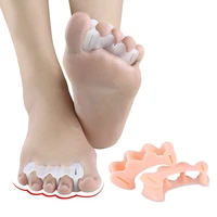 2pcs1pair hard silicone toe finger separator 3 hole hallux valgus orthopedic spacers bunion overlapping hammer foot corrector