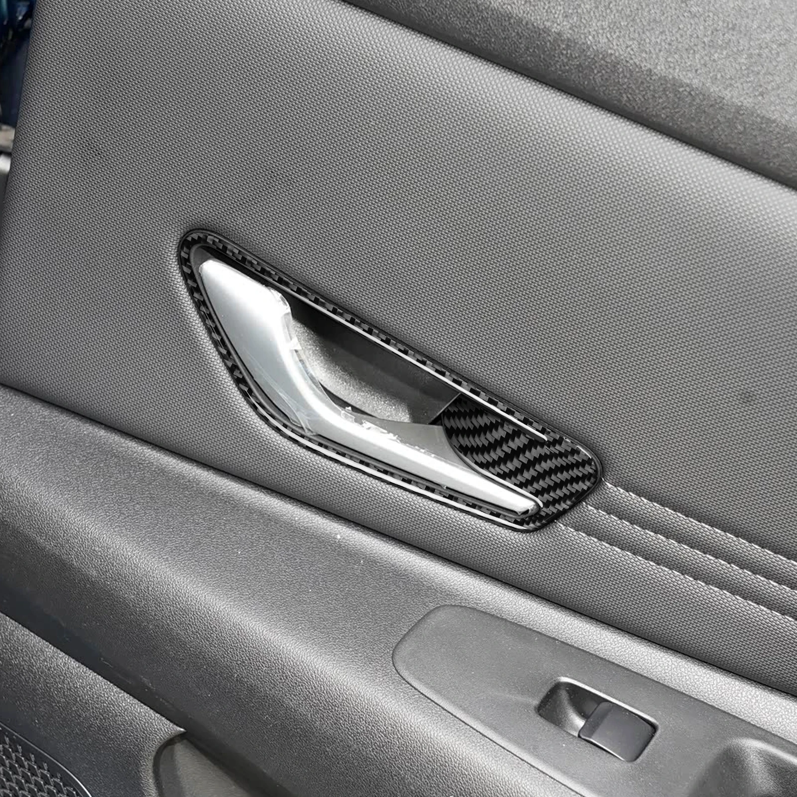 Фото Накладка на рамку ручки задней двери из карбона для Hyundai Elantra/i30 Sedan 2021-2026, настраиваемая наклейка, аксессуары для интерьера №2