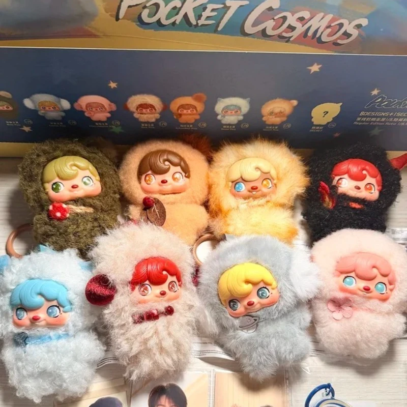 Фото 52TOYS POUKA Pocket Cosmos Series: Мини-набор-сюрприз (оригинальная таинственная коробка), игрушки-сюрпризы, милые плюшевые и виниловые куклы-подвески, подарок №2