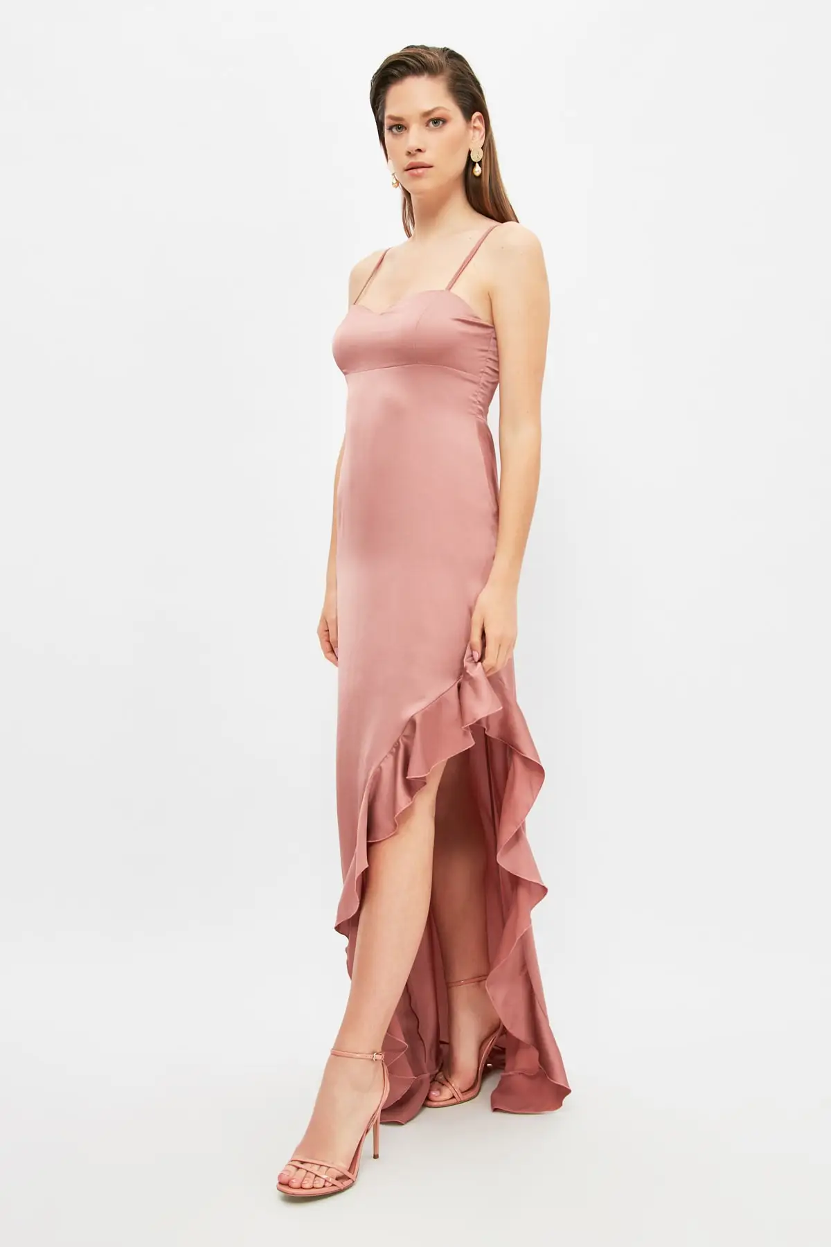 

Trendyol Flywheel Detail Satin Evening & Prom Gown TPRSS21AE0126
