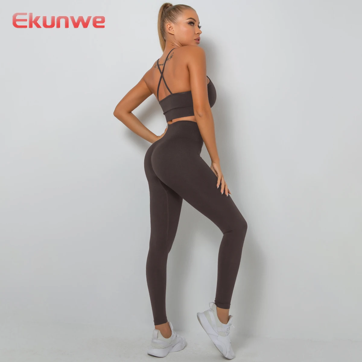 

2PCS Seamless Yoga Set Low Neck Bra Pants Set Cross Suspender Bra High Waist Hip Lift Trousers Sexy Gym Sports Fitness Suit