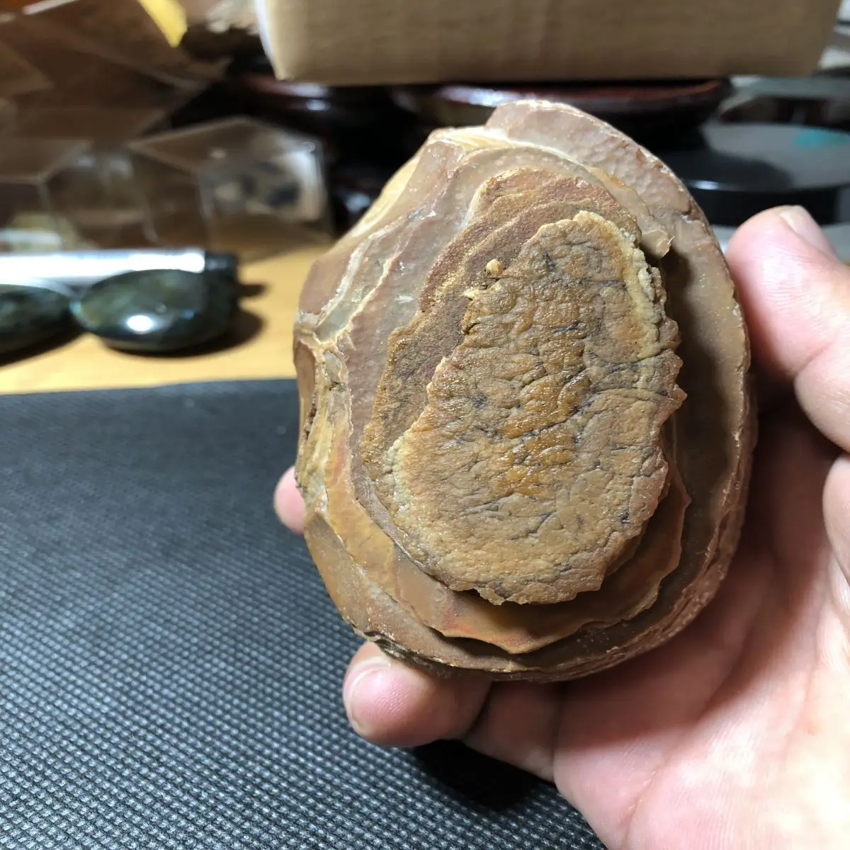 1Pcs Natural Crystal Raw Stone Boutique Agate Water Flush Stone Naturally Formed Decorative Pieces