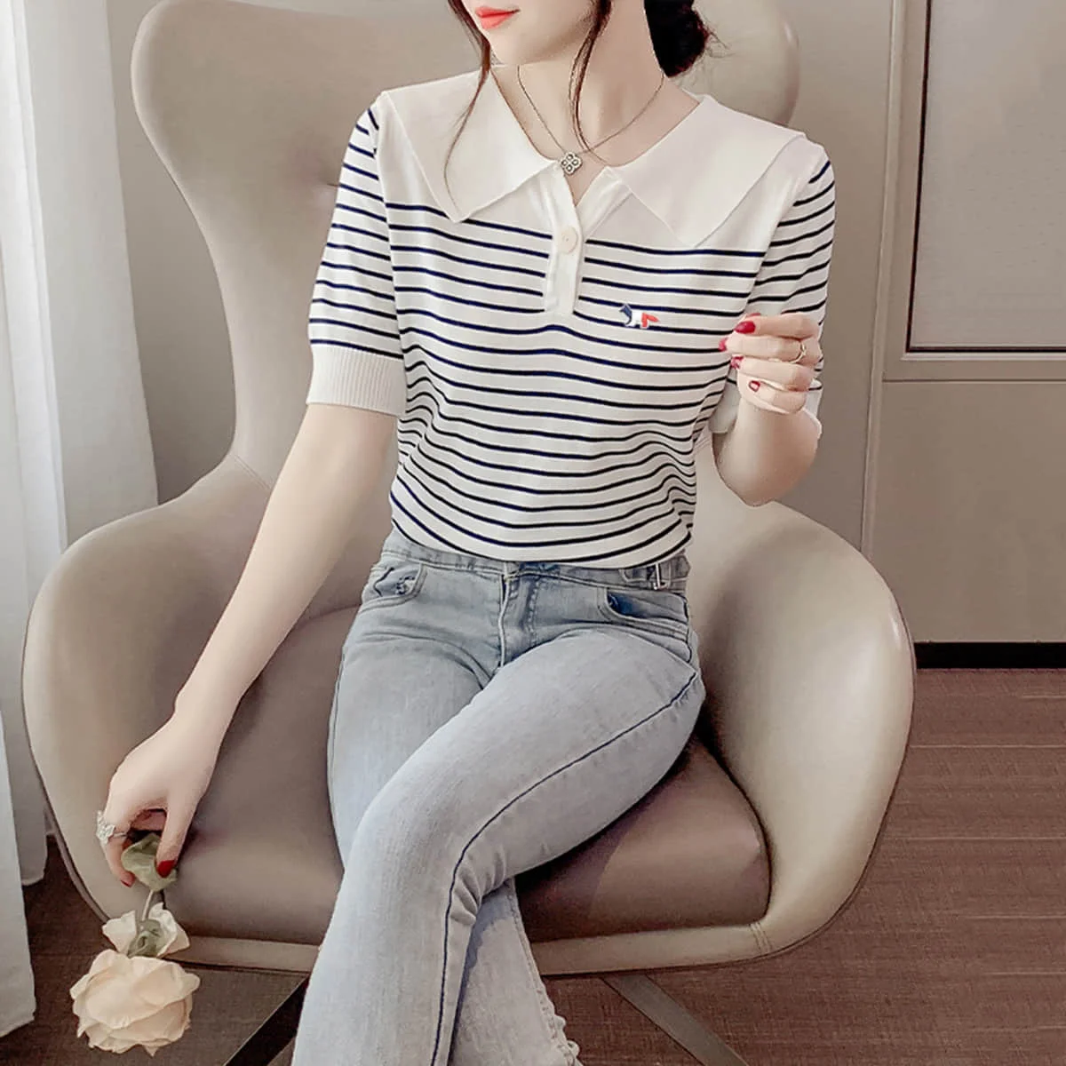 

Women Knitting T Shirt Tops Luxury Maison Fox Mascot Embroidery Logo Female Lapel Neck T Shirt Street Fashion Short Sleeve Tops