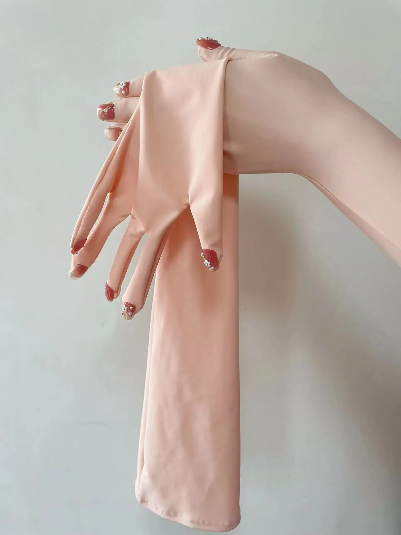 

Women's None Shiny Flesh Spandex Zentai Glove Fetish Crossdress Men's Cosplay Kigurumi Gloves With Nails Male to Female