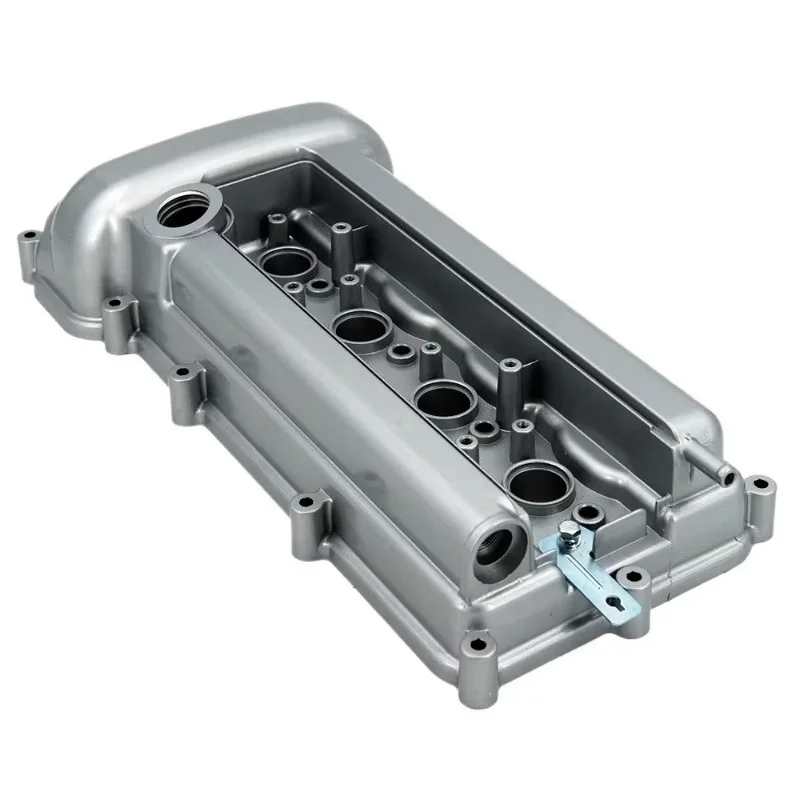 Фото Алюминиевая крышка клапанного механизма 22410-2B000 22410-2B002 для Hyundai Accent, Elantra, i20, i30, Kia Rio, Forte, Soul, Ceed 1.4L 1.6L G4FA FC №2
