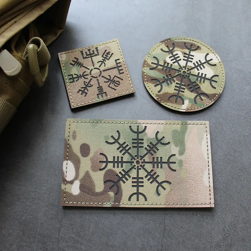 

Cut Patches Norse Viking Reflective Patches Nylon Compass Rune Tactical Badges for Clothing Vest Decoration Hook and Loop Patch