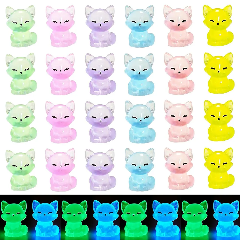 Мини-фигурки лис из смолы, светящиеся в темноте