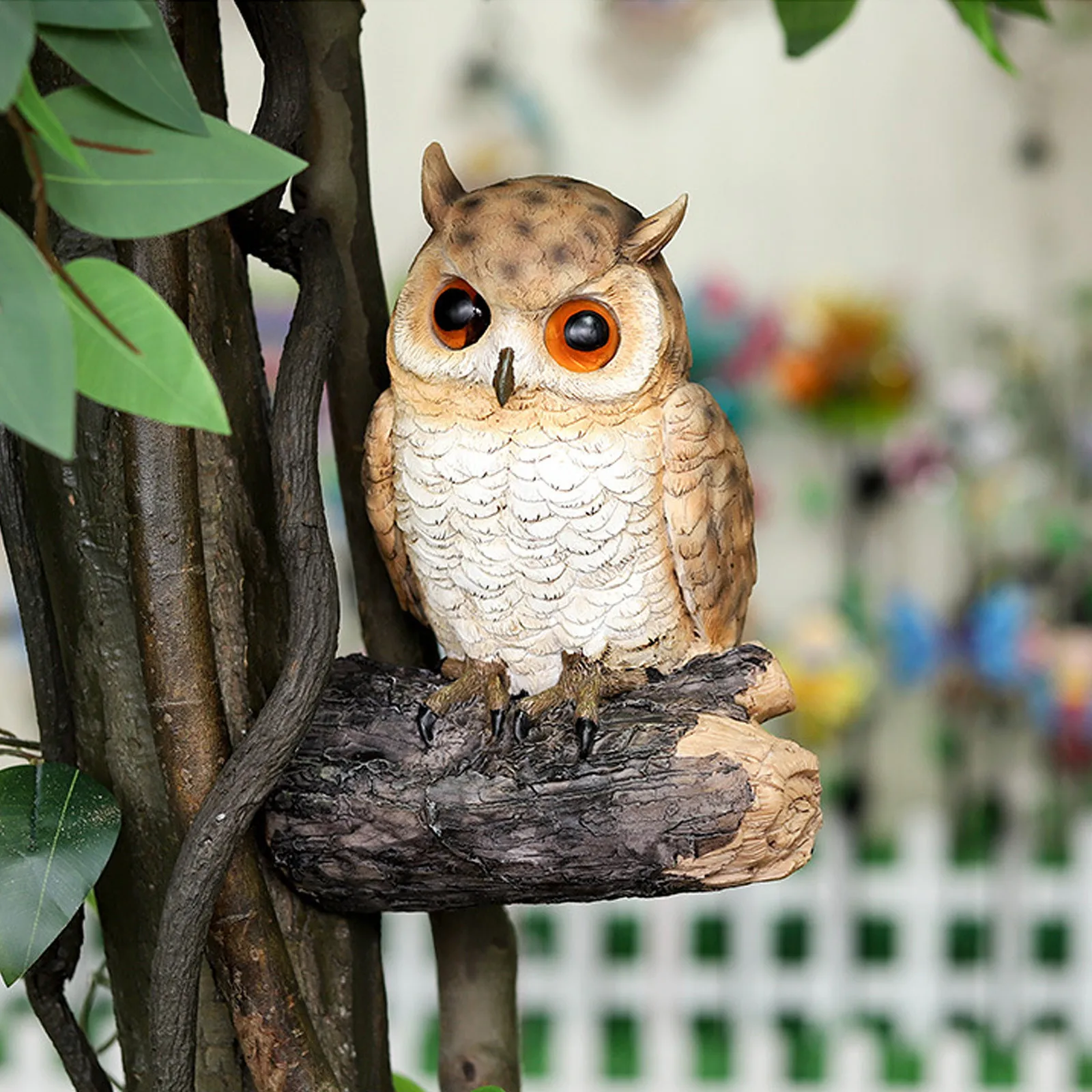 

Realistic Fake Horned Owl Bird Bird Scarecrow Ow Figurine for Porch Lawn Yard Garden Statues Resin Owl Bird Suclpture Decors