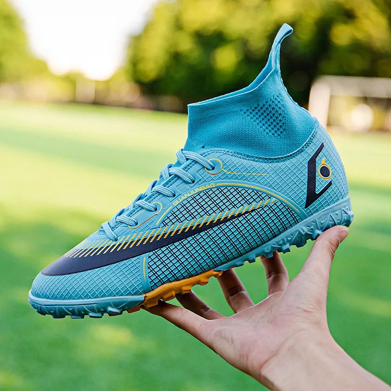 

2023 Trendy Blue Men Football Boots Lightweight Anti-slip Male Soccer Boots Comfortable Lace-up Male Football Sneaker Chuteira
