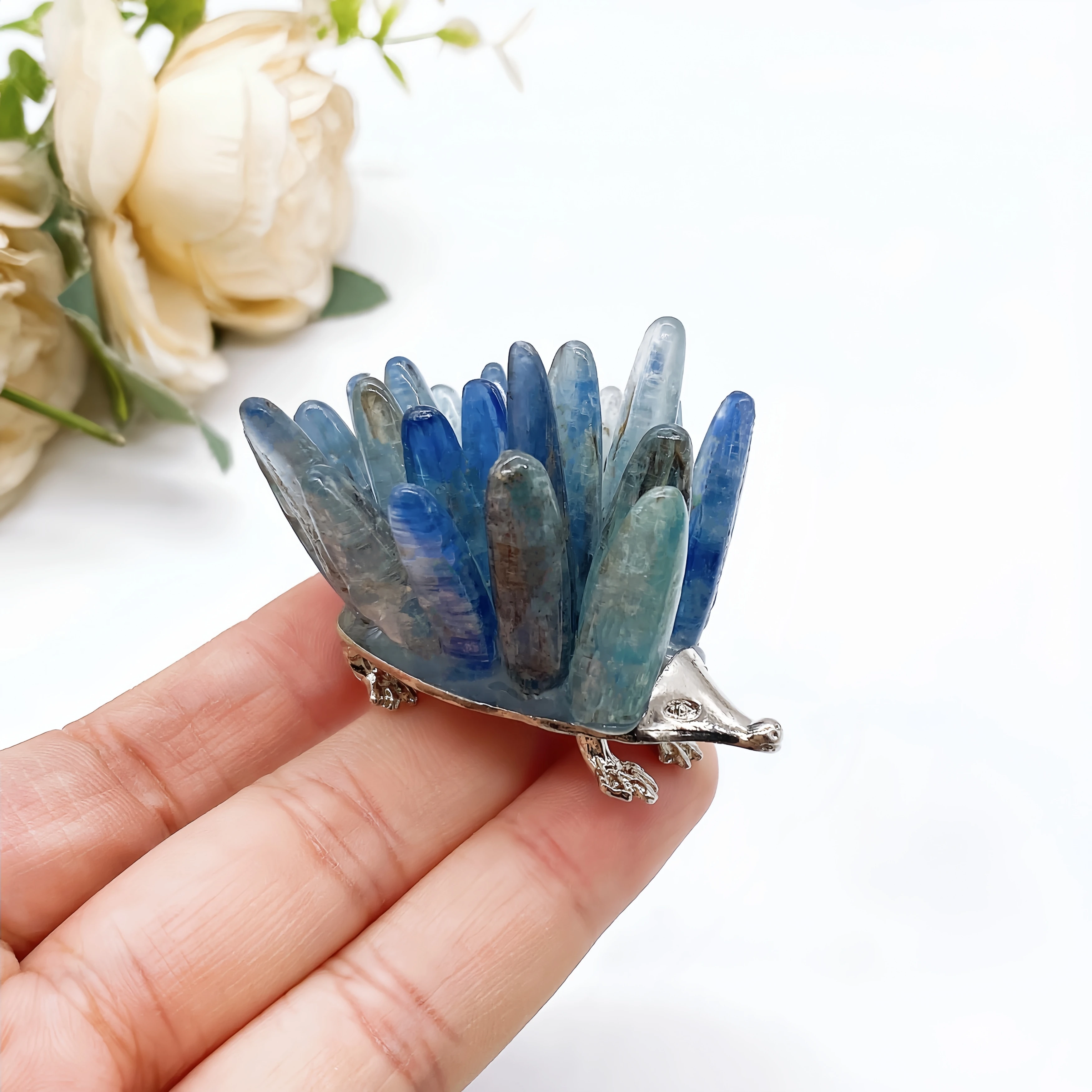 

Натуральный синий кианит ежик кристалл