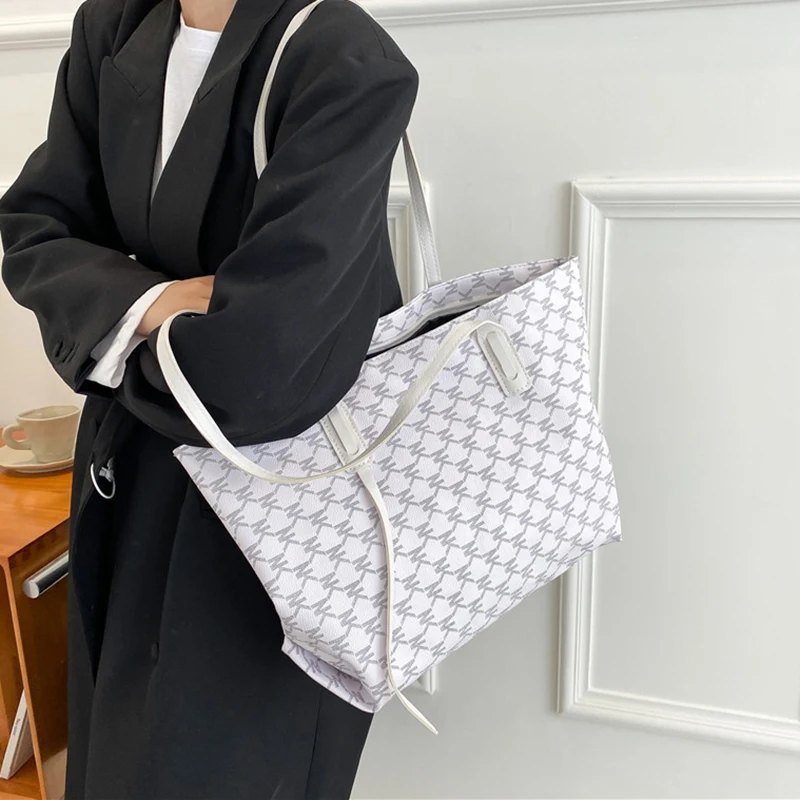 

Fashion Shoulder Bags Luxury Designer Handbags for Women Trend Casual Ladies Tote Large Capacity Handbags Vintage Crossbody Bags