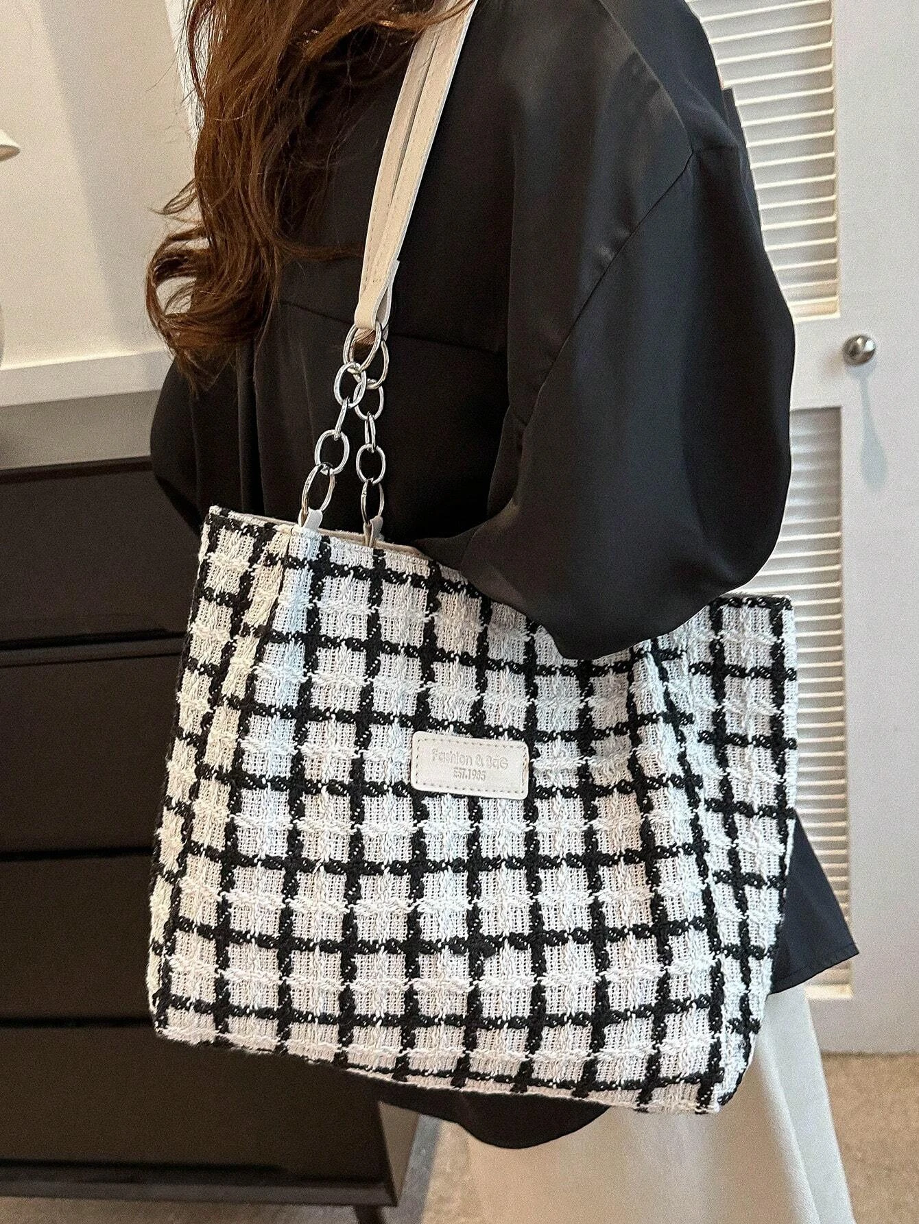 Твидовая черно-белая двухцветная клетчатая сумка простая повседневная открытая