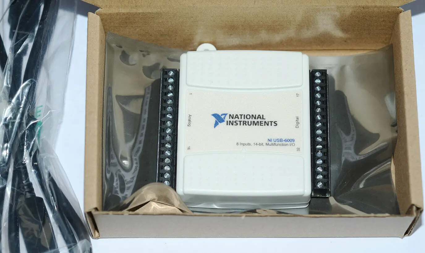 

In Box National Instruments NI USB-6009 карта сбора данных, NI DAQ, многофункциональная 779026-01