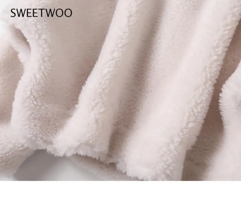 Real Fur Coat High Quality Australian Womens Wool Coats Thick Warm Elegant Loose Large Size Short Outwear Winter Coat for Women