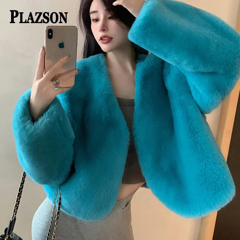 Женское короткое пальто PLAZSON