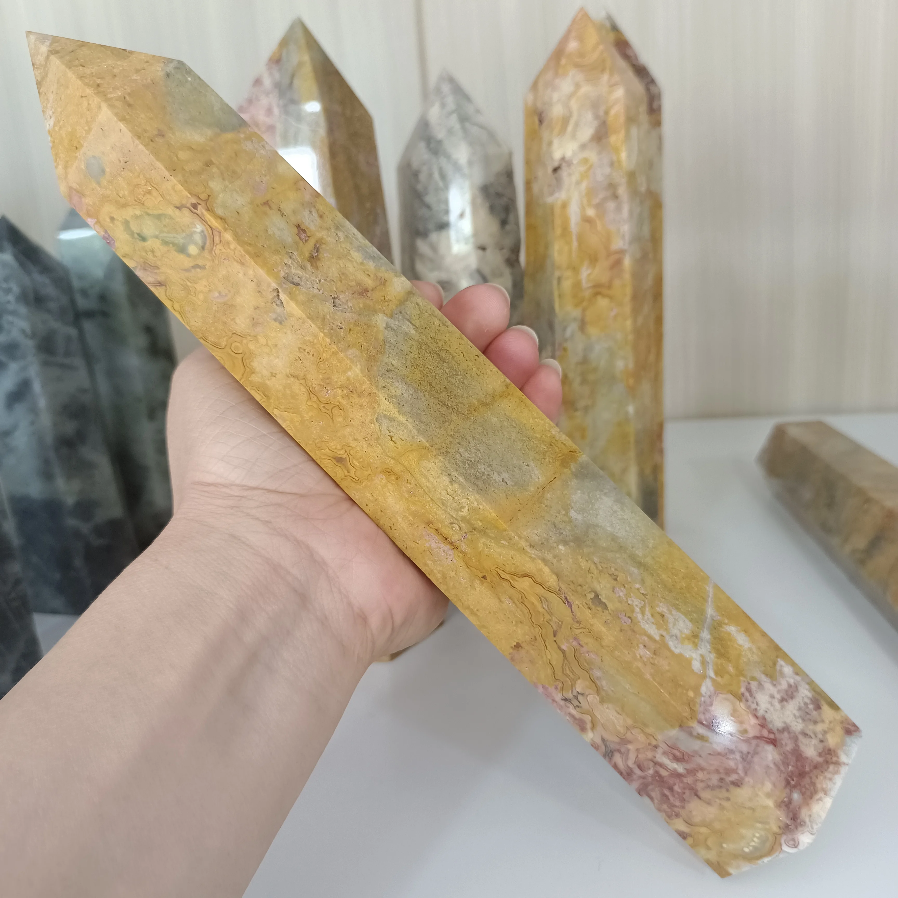 

NATURAL MAD AGATE PILLAR CRYSTAL ENERGY HEALS