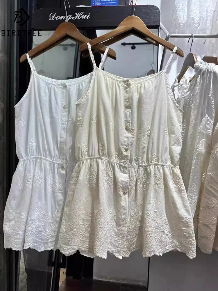 Женский жилет на пуговицах с вышивкой без рукавов