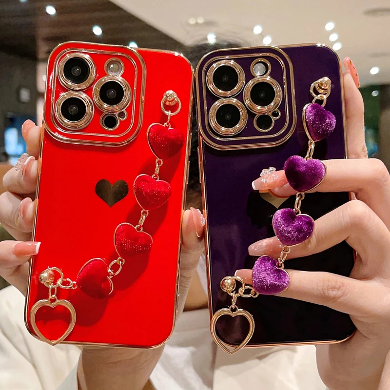 

Luxury Plating Love Bracelet Strap Phone Case For iPhone 11 12 13 14 Pro Max X XR XS Nice Heart Frame On 7 8 Plus SE Chain Cover