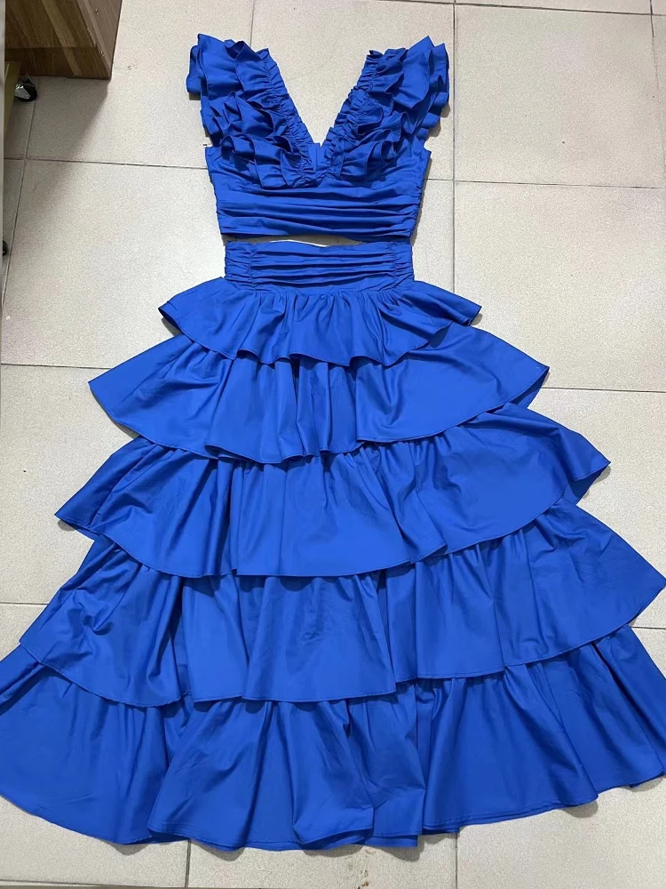 Женский летний костюм-двойка элегантный однотонный топ с V-образным вырезом и