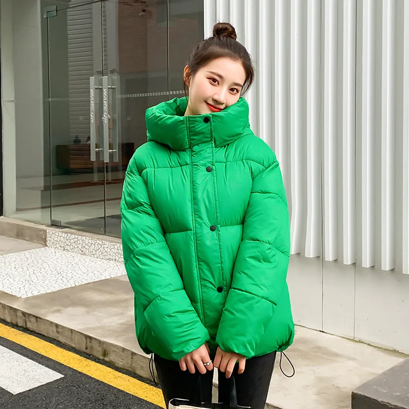 

Женская Стеганая куртка, короткая зимняя куртка в Корейском стиле, новая модель 2022 года, свободная мягкая куртка, Повседневная Женская Стег...