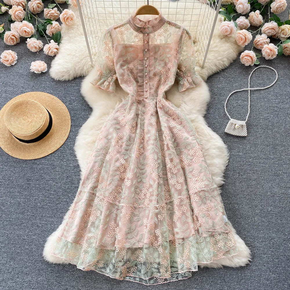 

Summer new heavy embroidered dress dress elegant mid-length mesh waist puff sleeve dress woman