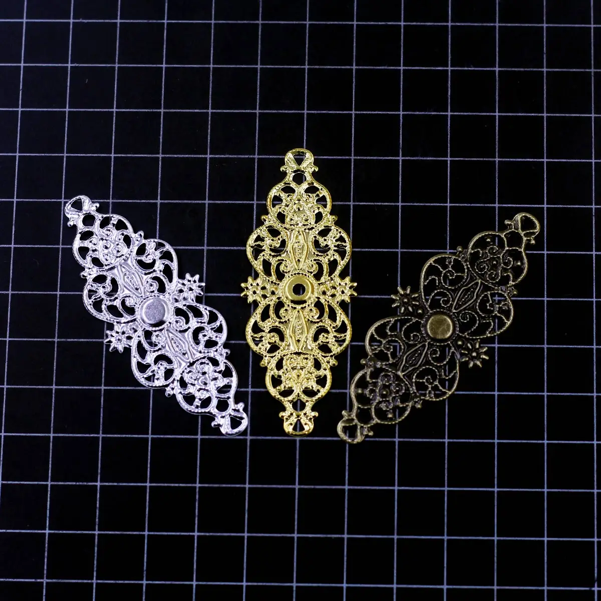 Рисунок 2 - подвески для украшения