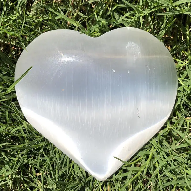 

one piece white hand carved natural selenite stone crystal heart for gift