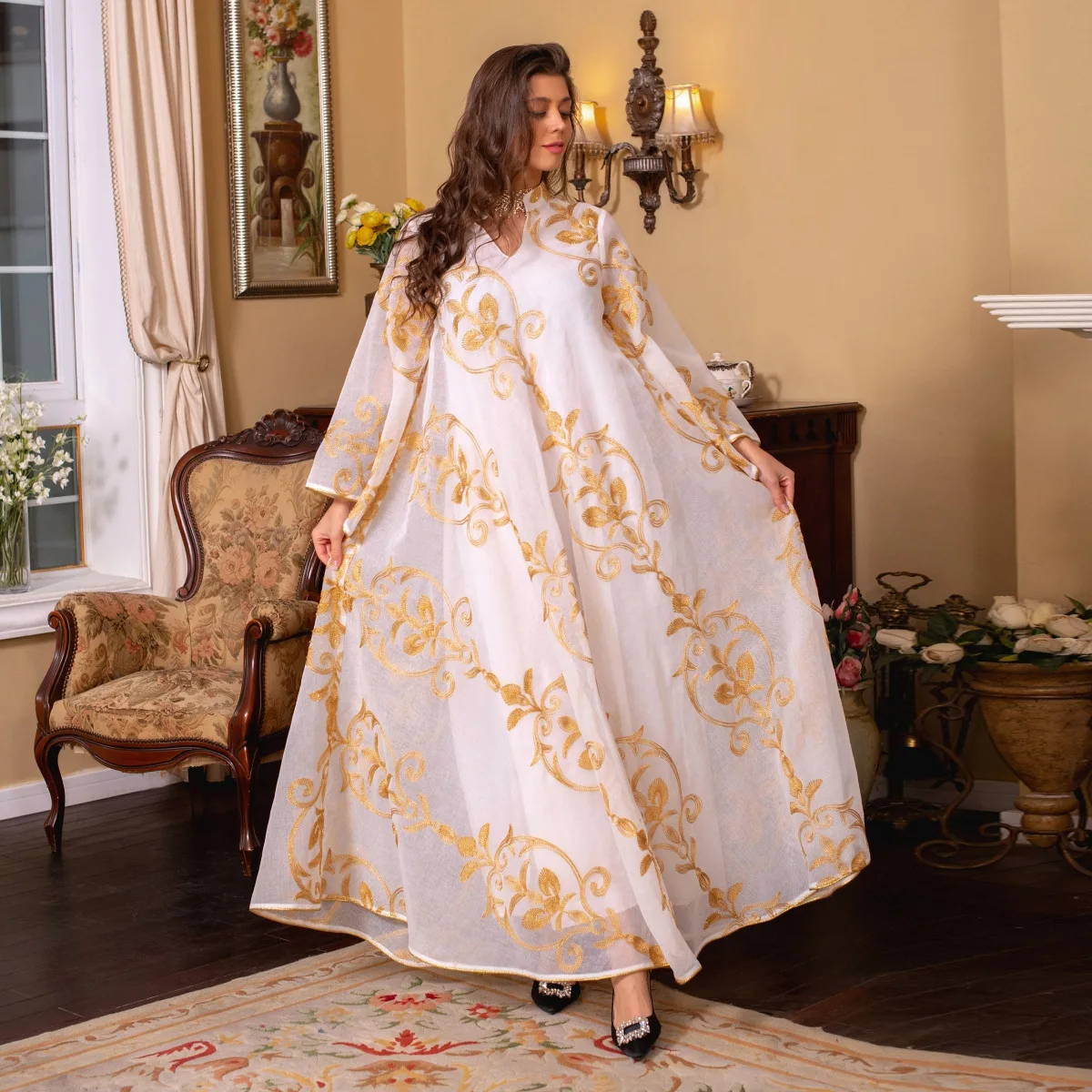 Spring Break 2023 New Lady V-Neck Embroidered Mesh Long Dress Muslim Party Gorgeous Dinner Fashion Evening Dress Abaya