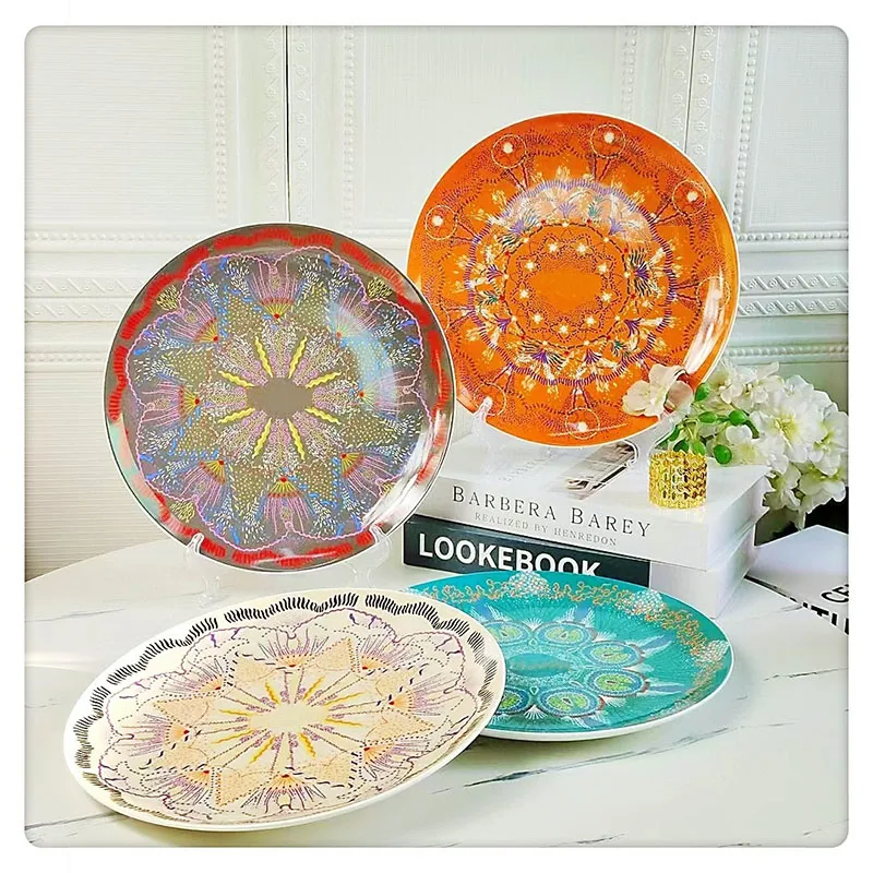 

4 Pcs Plates Set Vintage Luxury Serving Dinner Plates Sets Porcelain Dinner Sets Round Plates for Food Bone China Dinner Plates
