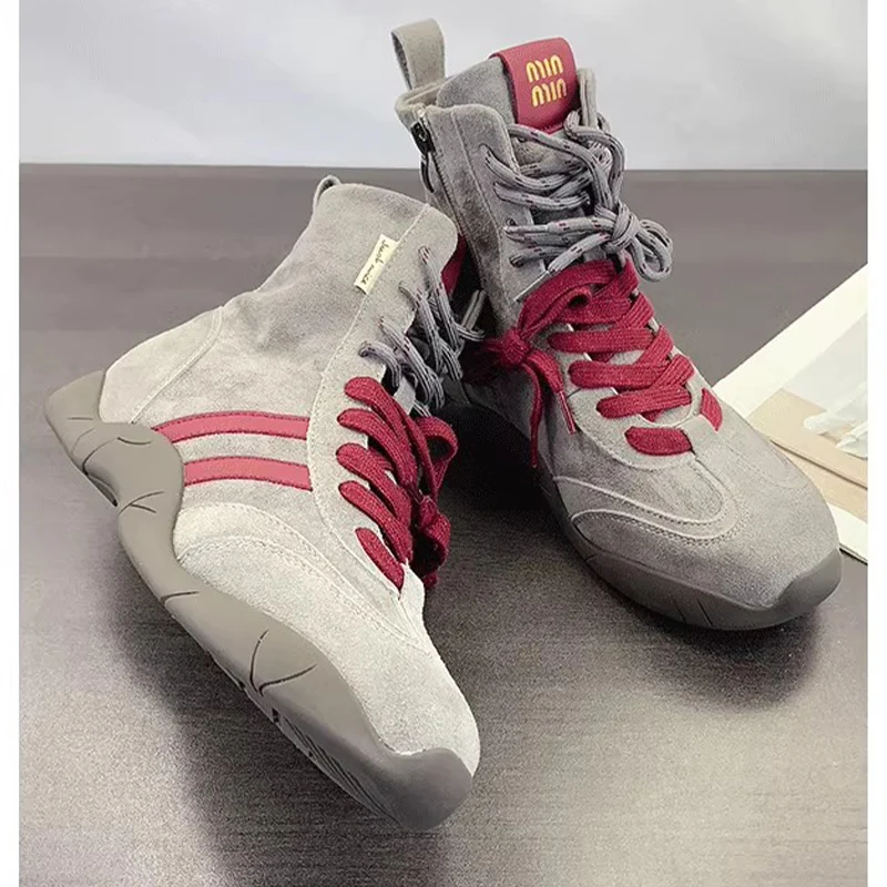 Женские кроссовки ботильоны новая модная замшевая зимняя обувь на платформе 2025