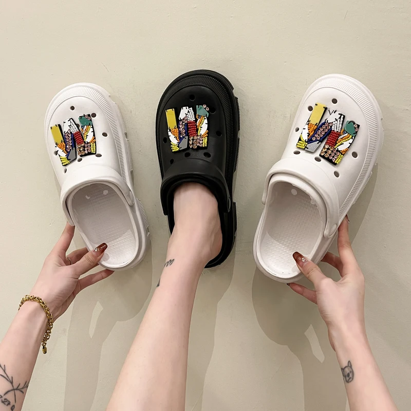

Shoes For Girls Summer Clogs Woman House Slippers Platform Cover Toe Low Slides Lady Beach Flat Rubber Rome Fabric PU Low Shoes