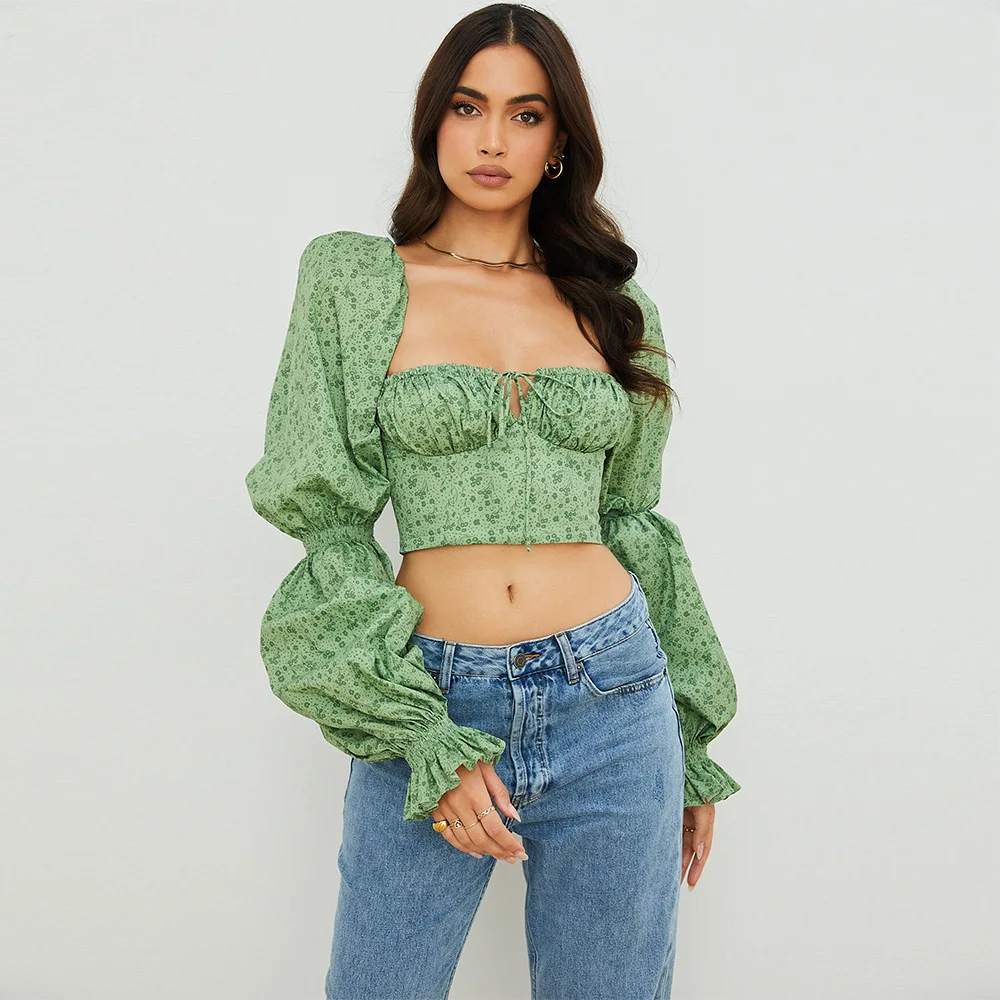 

2022 Summer Women's Square Collar Floral Long Sleeve Cutout Low-cut Crop Top Flared