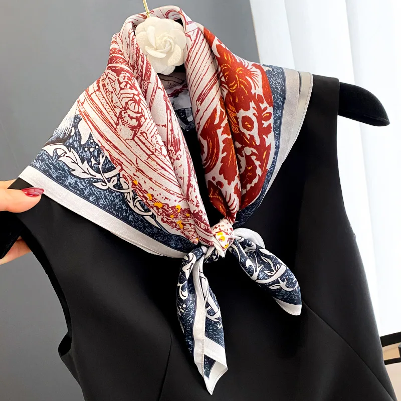 New Arrival 100% Silk Scarf Women Handkerchief Printed Female Bandana Neck hijab lady girl Foular Neckerchief Square Scarves