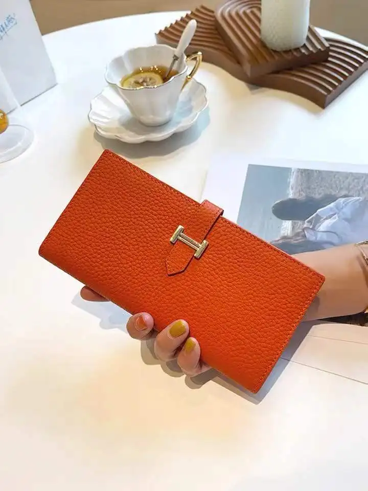 Маленькие ультратонкие короткие и длинные дизайнерские кошельки из натуральной