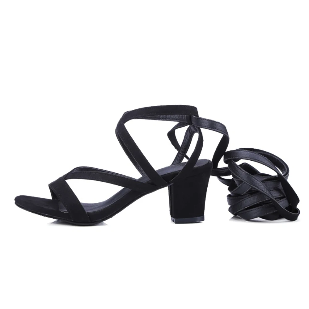 Новинка Летние удобные синие коричневые женские сандалии-гладиаторы популярная